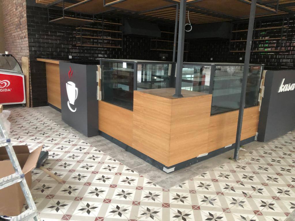 Bar & Kafe